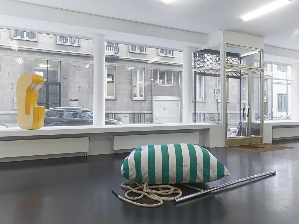 8220FluffingthePillows8221 — Nairy Baghramian — Exhibitions — Galerie Buchholz — Image 00