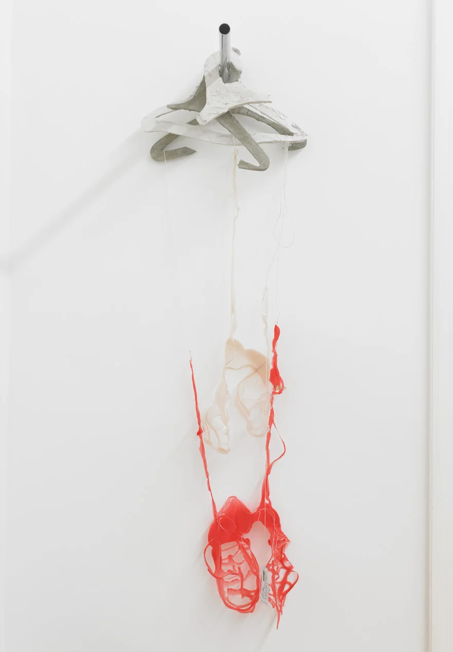 Quodlibet III Alphabets and Instruments — Tomma Abts Nairy Baghramian Cosima von Bonin Moritz von Oswald, Elektronik Tony Conrad Simon Denny Lukas Duwenhögger... — Exhibitions — Galerie Buchholz — Image 30