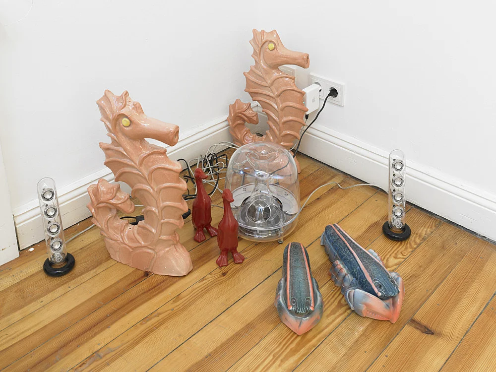 GRANDVILLE AND THE DECISION AT GRANDVILLE — Cosima von Bonin — Exhibitions — Galerie Buchholz — Image 00