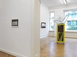 Quodlibet III Alphabets and Instruments — Tomma Abts Nairy Baghramian Cosima von Bonin Moritz von Oswald, Elektronik Tony Conrad Simon Denny Lukas Duwenhögger... — Exhibitions — Galerie Buchholz — Image 66