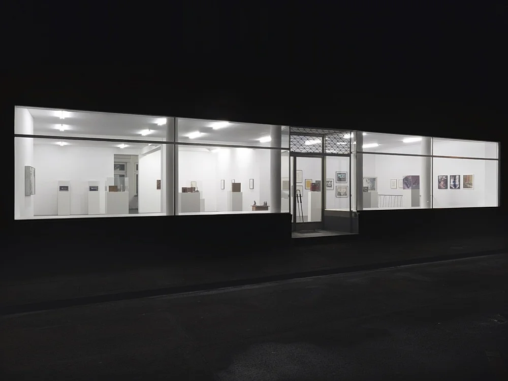 Automaton — Elie Nadelman Joseph Cornell H C Westermann Rodney Quiriconi Ed Flood Christina Ramberg Ron Nagle Vincent Fecteau Tomma... — Exhibitions — Galerie Buchholz — Image 00