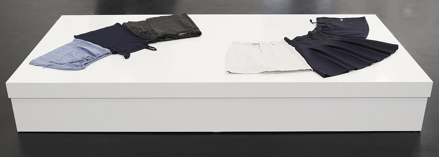 Group show 2010 — Julian Göthe Nairy Baghramian Cerith Wyn Evans Henrik Olesen Michael Krebber Cosima von Bonin John Kelsey Reena... — Exhibitions — Galerie Buchholz — Image 08