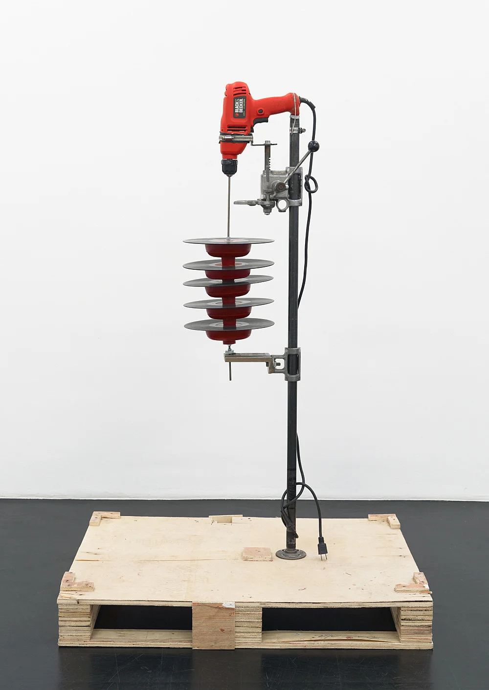 Invented Acoustical Tools Instruments 19662012 — Tony Conrad — Exhibitions — Galerie Buchholz — Image 00