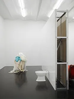 Lartiste et le décorateur — Danh Vo — Exhibitions — Galerie Buchholz — Image 32