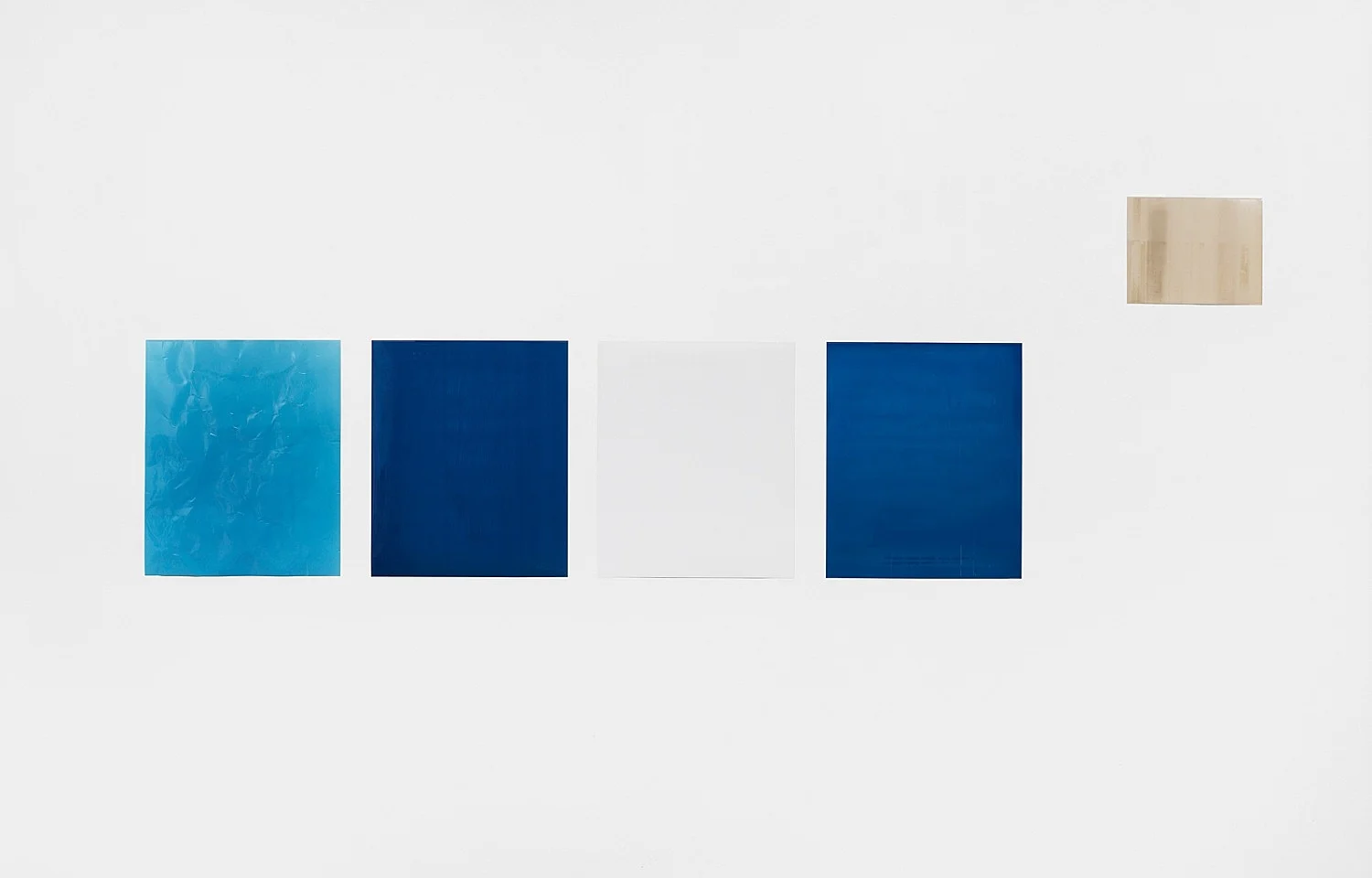 paper drop — Wolfgang Tillmans — Exhibitions — Galerie Buchholz — Image 32