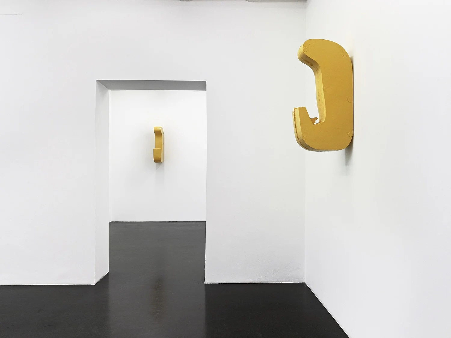8220FluffingthePillows8221 — Nairy Baghramian — Exhibitions — Galerie Buchholz — Image 12