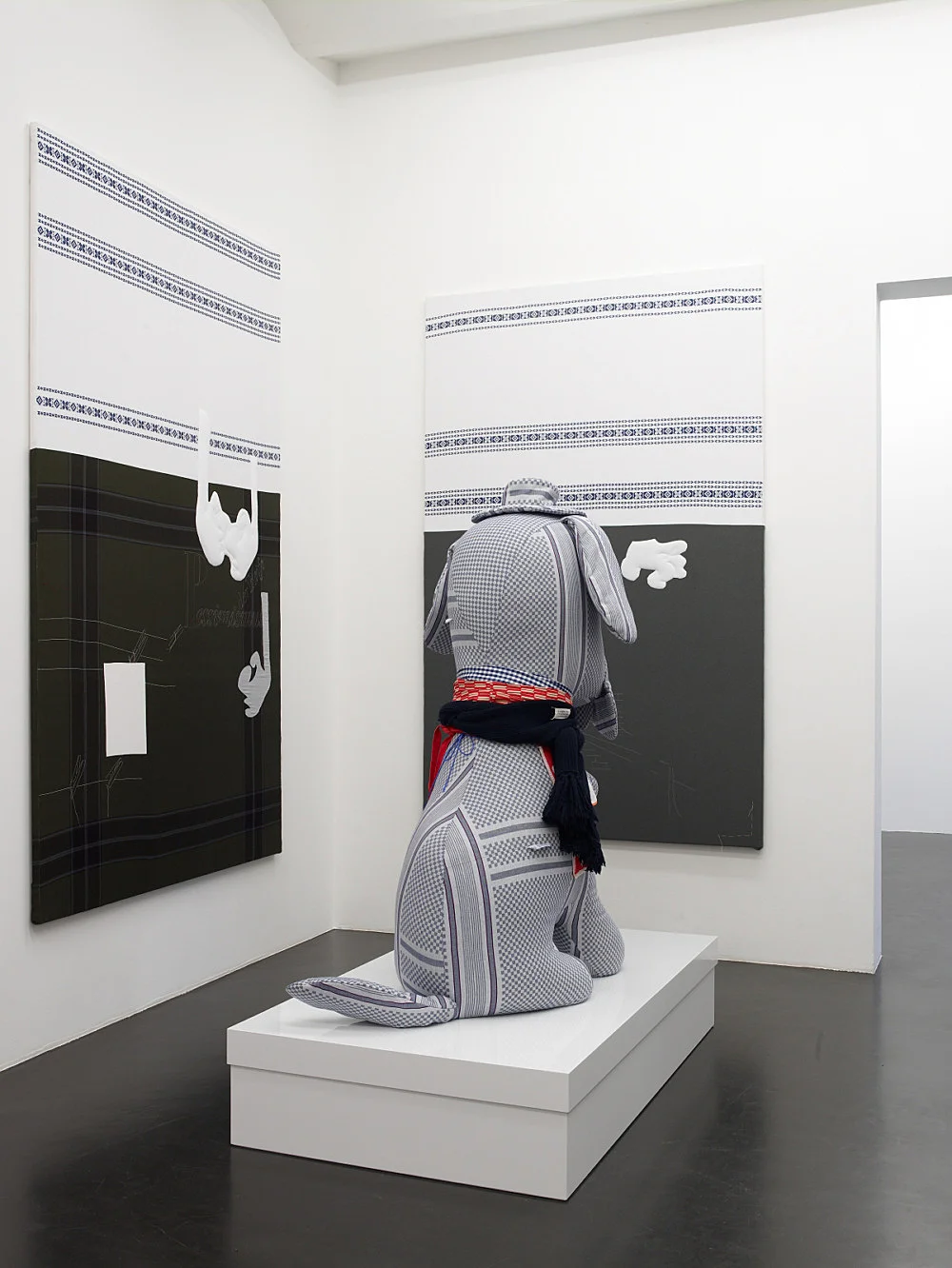 if if — Cosima von Bonin — Exhibitions — Galerie Buchholz — Image 08
