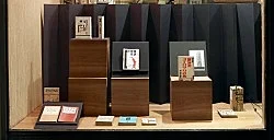 Buchentwürfe, Übersetzungen, Illustrierte Bücher Schaufenster zusammengestellt von Florian Pumhösl — Murayama Tomoyoshi — Exhibitions — Galerie Buchholz — Image 07