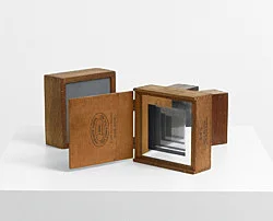 Automaton — Elie Nadelman Joseph Cornell H C Westermann Rodney Quiriconi Ed Flood Christina Ramberg Ron Nagle Vincent Fecteau Tomma... — Exhibitions — Galerie Buchholz — Image 64