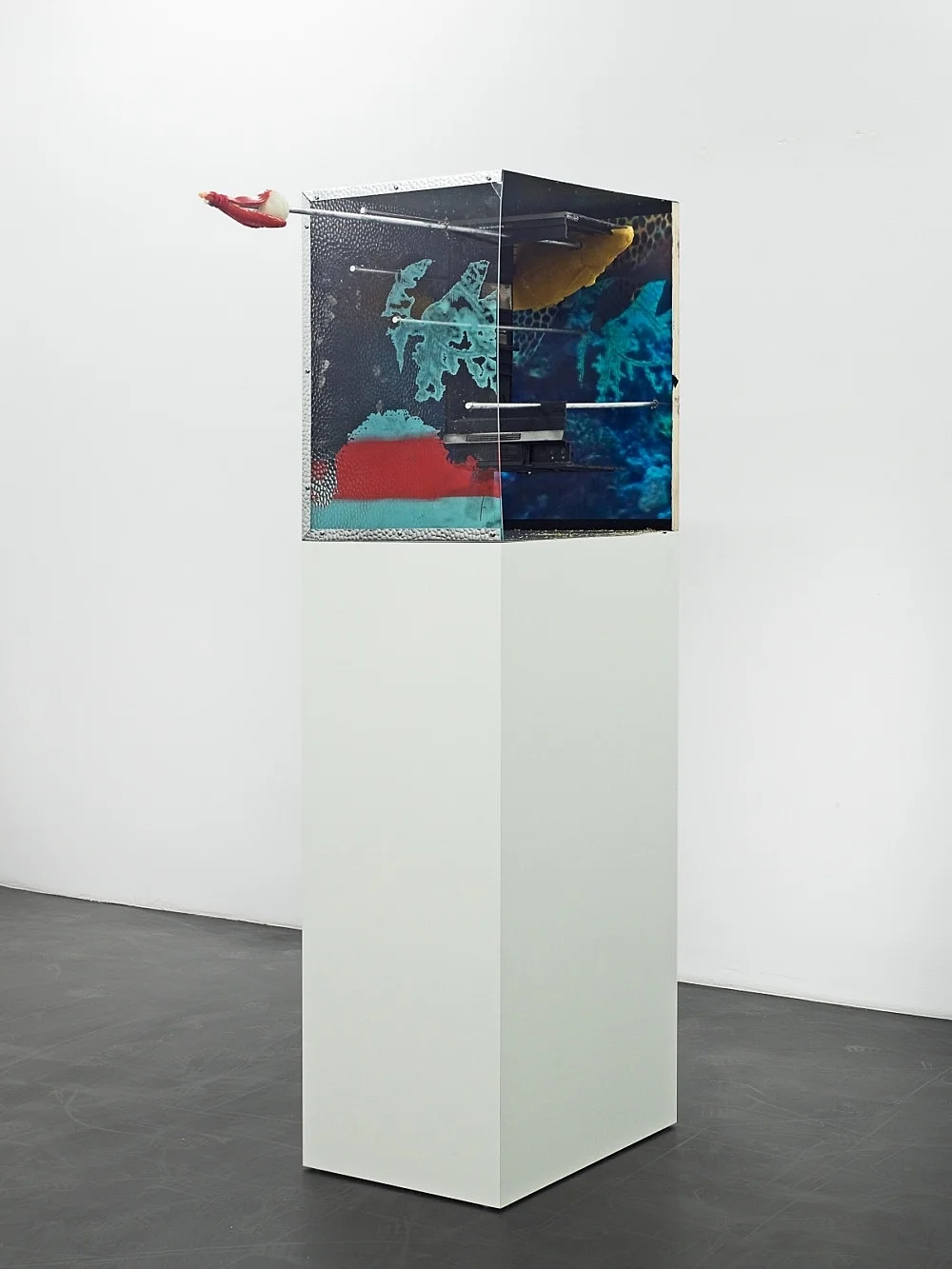 Deep Sea Vaudeo — Simon Denny — Exhibitions — Galerie Buchholz — Image 07