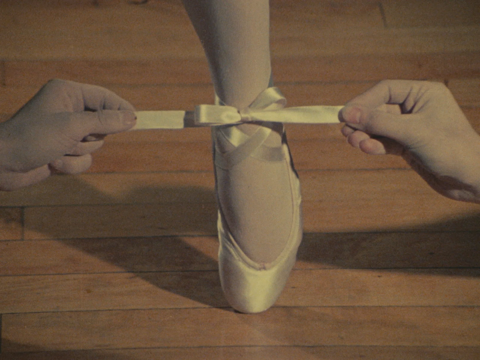 Films, Records and Paintings 1974-19828243 — Jack Goldstein — Exhibitions — Galerie Buchholz — Image 09