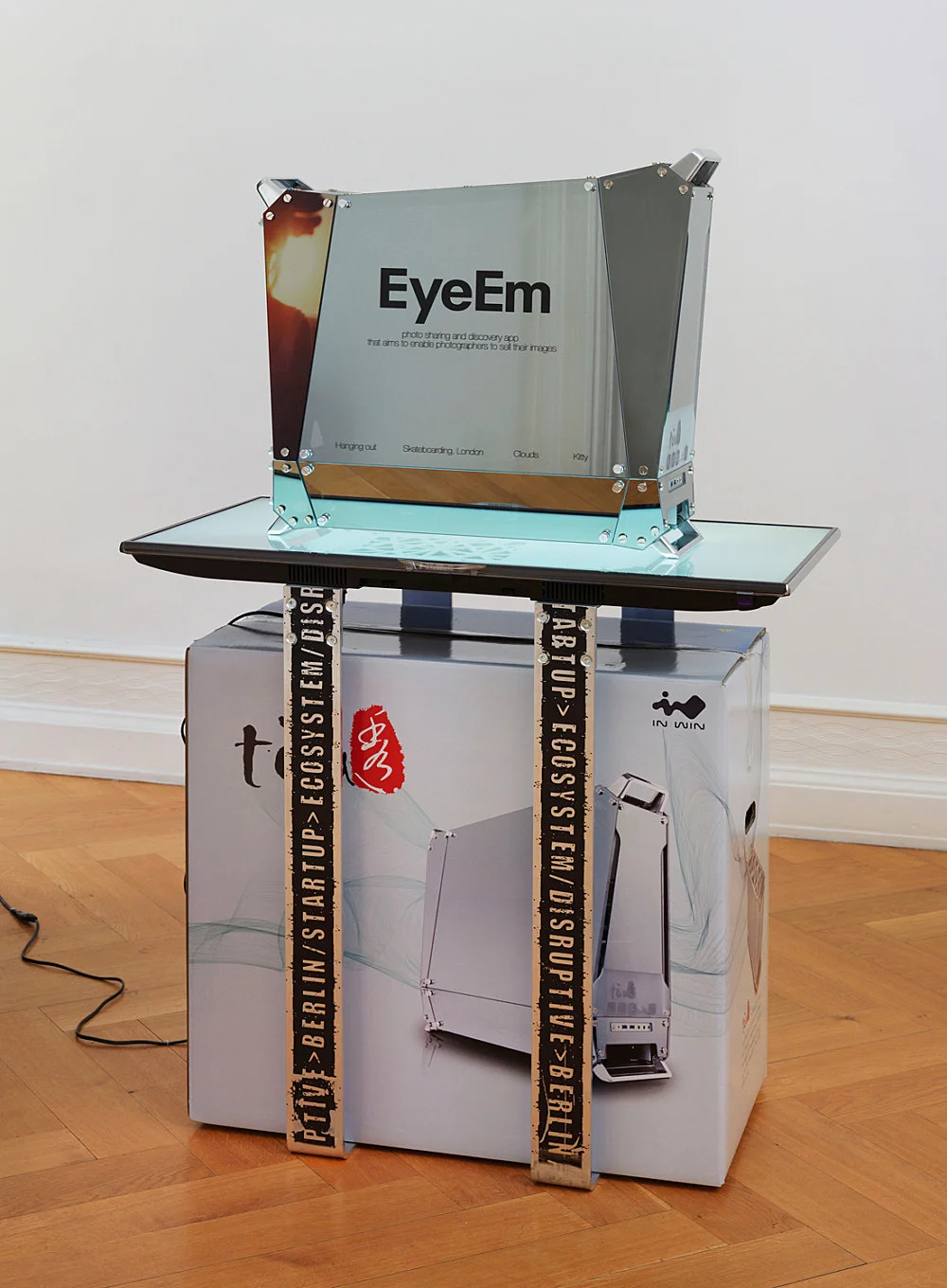 Disruptive Berlin — Simon Denny — Exhibitions — Galerie Buchholz — Image 00