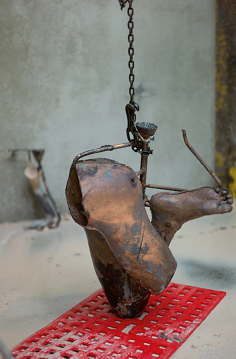 Gustavs Wing — Danh Vo — Exhibitions — Galerie Buchholz — Image 01