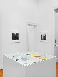 Pictures, Before and After An Exhibition for Douglas Crimp — Daniel Buren, Charles James, Antonio Lopez, Agnes Martin, Joseph Cornell, Robert Smithson, The Cockettes, Jack Smith,... — Exhibitions — Galerie Buchholz — Image 125
