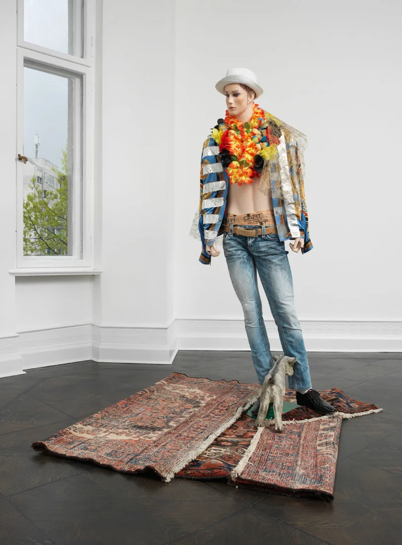 El Salvador — Isa Genzken — Exhibitions — Galerie Buchholz — Image 25