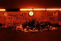 Wolfgang Tillmans - Buchholz Buchholz 1993 — Wolfgang Tillmans — Exhibitions — Galerie Buchholz — Image 33