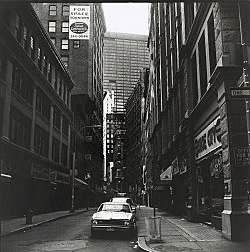 Douglas Crimp Before Pictures New York City 1967-1977 — Alvin Baltrop, Daniel Buren, The Cockettes, Joseph Cornell, Walker Evans, Jack Goldstein, Guy Hocquenghem, Peter... — Exhibitions — Galerie Buchholz — Image 172