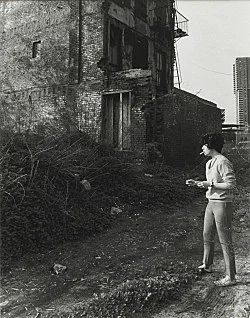 Douglas Crimp Before Pictures New York City 1967-1977 — Alvin Baltrop, Daniel Buren, The Cockettes, Joseph Cornell, Walker Evans, Jack Goldstein, Guy Hocquenghem, Peter... — Exhibitions — Galerie Buchholz — Image 205