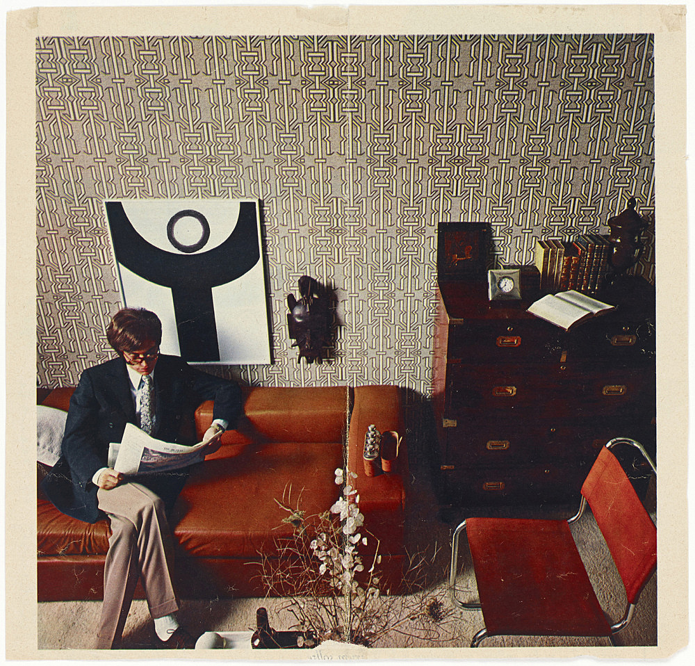 An exhibition organized by Diedrich Diederichsen & Christopher Müller ...