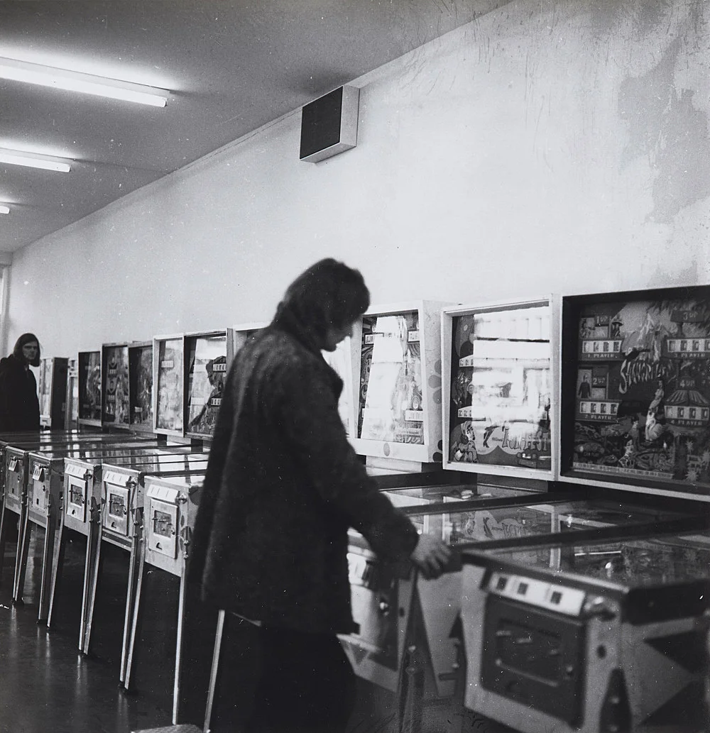 ForschungenandenRndernderSchrift — Michael Oppitz — Exhibitions — Galerie Buchholz — Image 68