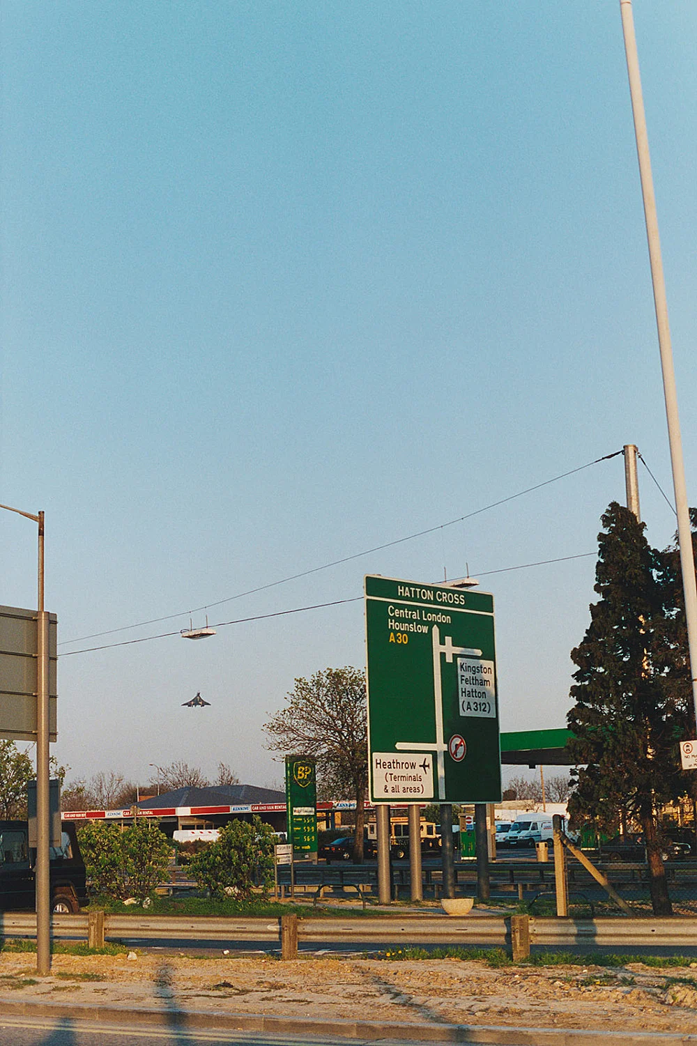 book presentation and exhibition with Moyra Davey, Thomas Eggerer, Jochen Klein, Cerith Wyn Evans, Heinz Peter Knes, Wolfgang Tillmans, Danh Vo, David Wojnarowicz, Martin Wong — In Part Writings by Julie Ault — Exhibitions — Galerie Buchholz — Image 00