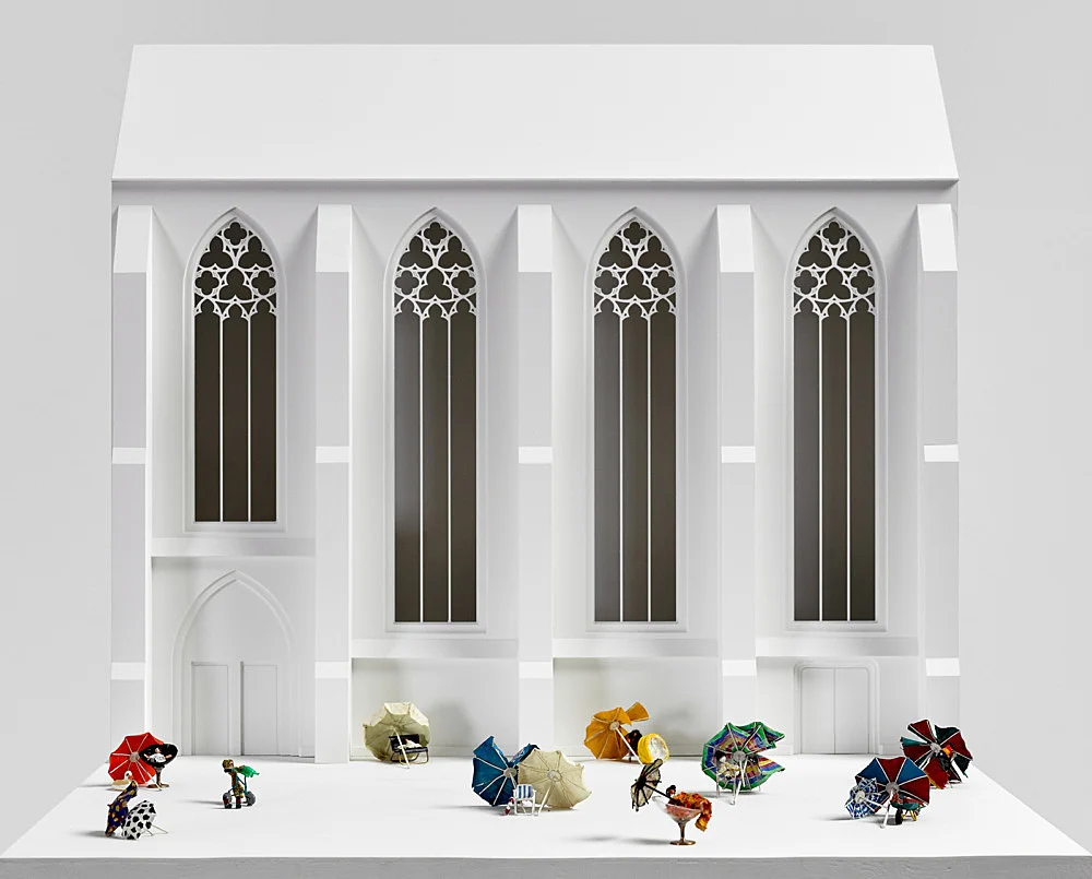 Außenprojekte — Isa Genzken — Exhibitions — Galerie Buchholz — Image 00