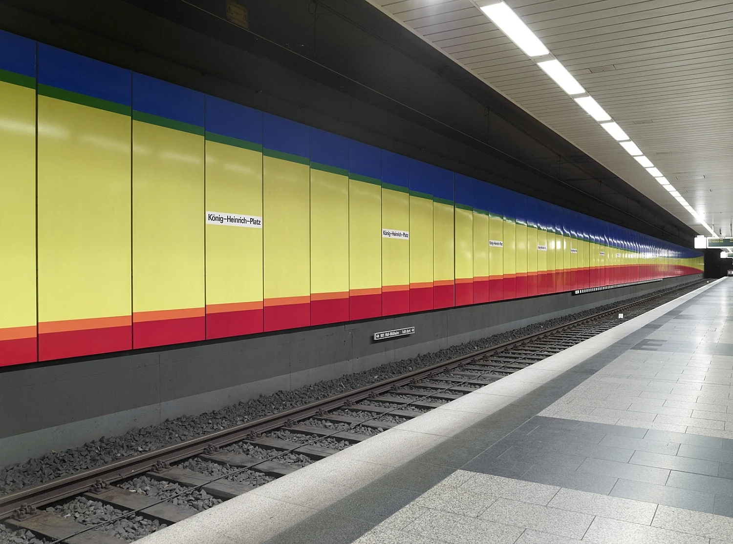 Außenprojekte — Isa Genzken — Exhibitions — Galerie Buchholz — Image 95