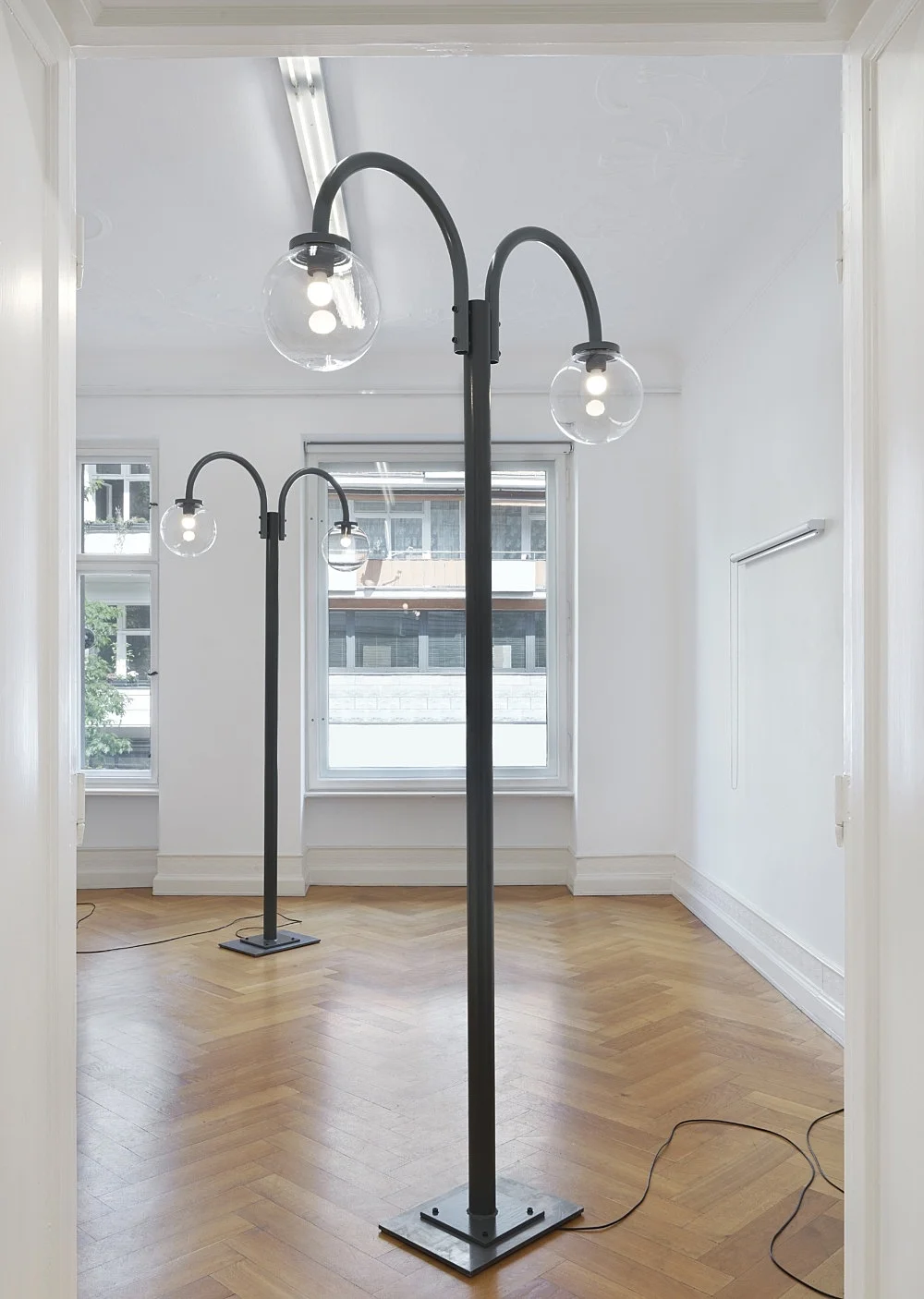 For the Sake of Those Who Would Discriminate Between Hallucinations — Gili Tal — Exhibitions — Galerie Buchholz — Image 08