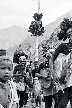 Singers of Ten Thousand Lines — Michael Oppitz — Exhibitions — Galerie Buchholz — Image 69