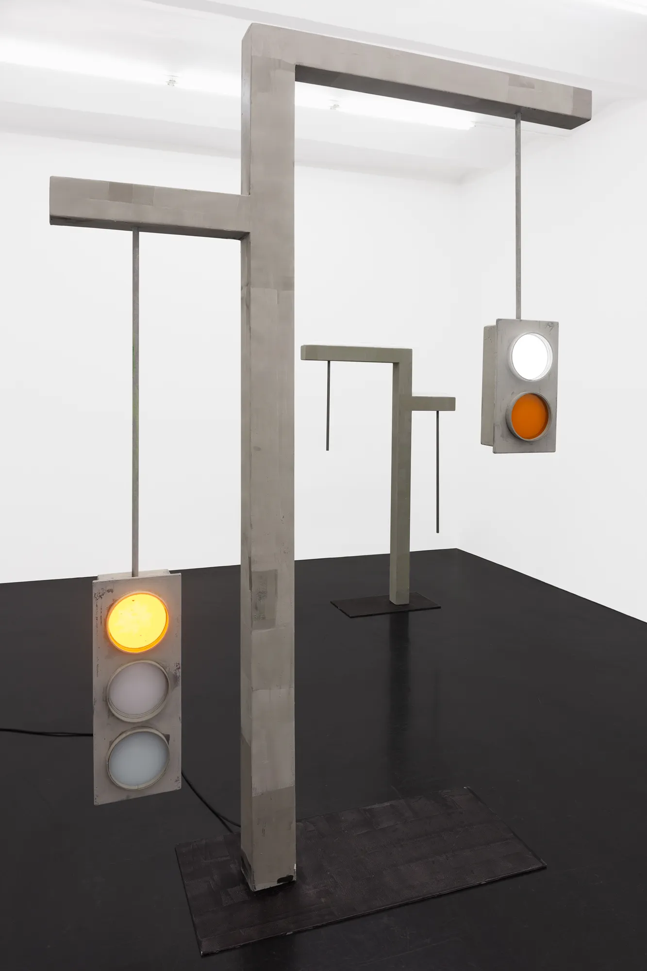 12 Arbeiten ohne Titel — Peter Fischli — Exhibitions — Galerie Buchholz — Image 00