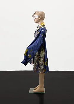 4 Turme, 3 Stelen, Schauspieler und Vollmond — Isa Genzken — Exhibitions — Galerie Buchholz — Image 43