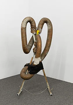 an exhibition organized by Samuel Hindolo — Yuji Agematsu, Gilles Aillaud, Cecilia Bjartmar Hylta, Prunella Clough, Curtis Cuffie, Dominick Di Meo, Trisha... — Exhibitions — Galerie Buchholz — Image 74