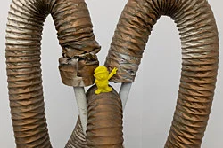 an exhibition organized by Samuel Hindolo — Yuji Agematsu, Gilles Aillaud, Cecilia Bjartmar Hylta, Prunella Clough, Curtis Cuffie, Dominick Di Meo, Trisha... — Exhibitions — Galerie Buchholz — Image 75