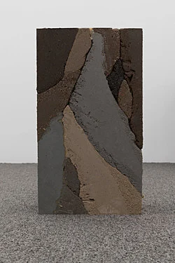 an exhibition organized by Samuel Hindolo — Yuji Agematsu, Gilles Aillaud, Cecilia Bjartmar Hylta, Prunella Clough, Curtis Cuffie, Dominick Di Meo, Trisha... — Exhibitions — Galerie Buchholz — Image 51