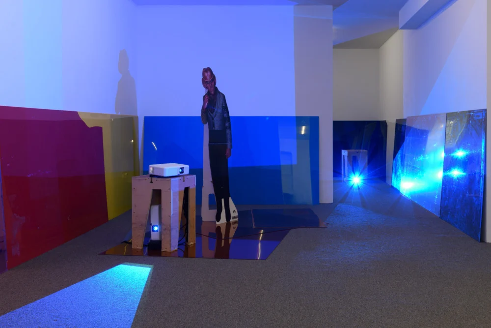 Into the Dimensional Corridor — Lutz Bacher — Exhibitions — Galerie Buchholz — Image 00