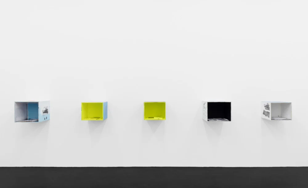 Food chain incl. prehistoric animals — Henrik Olesen — Exhibitions — Galerie Buchholz — Image 00