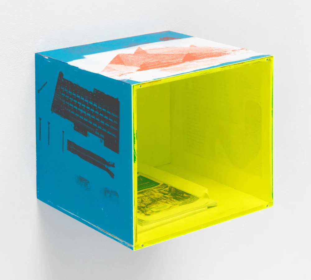Food chain incl. prehistoric animals — Henrik Olesen — Exhibitions — Galerie Buchholz — Image 00