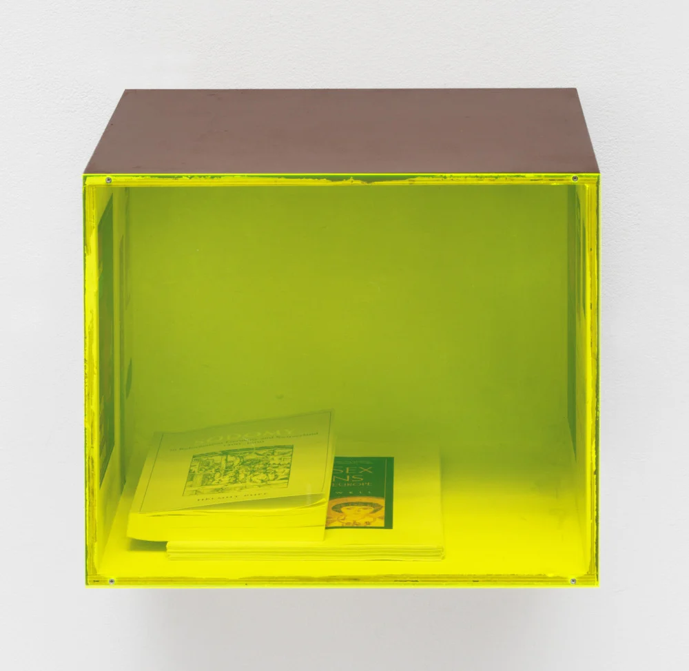 Food chain incl. prehistoric animals — Henrik Olesen — Exhibitions — Galerie Buchholz — Image 00