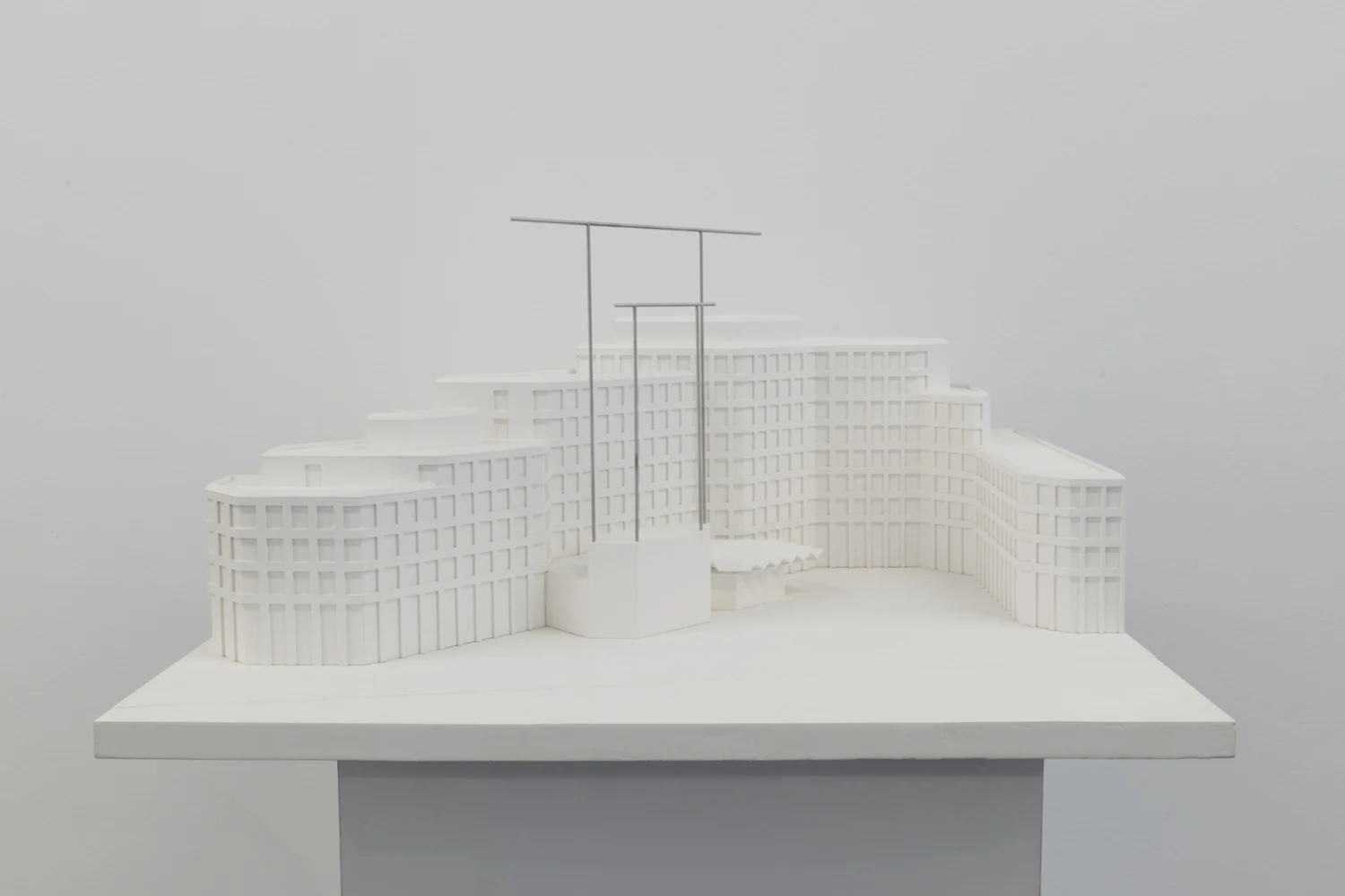 Projects for Outside ISA USA — Isa Genzken — Exhibitions — Galerie Buchholz — Image 41