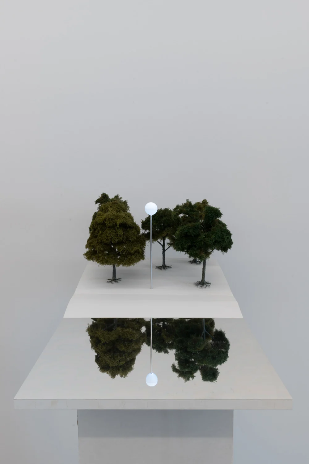 Projects for Outside ISA USA — Isa Genzken — Exhibitions — Galerie Buchholz — Image 95